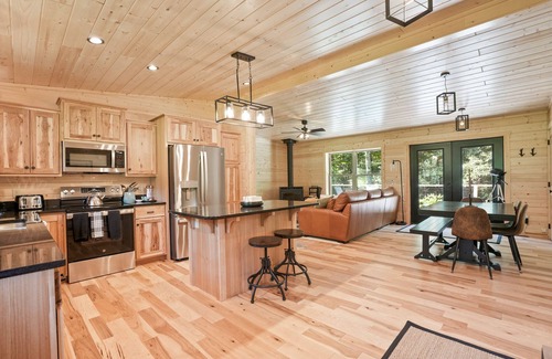 McArthur Cabin | Coyote Creek | Hocking Hills
