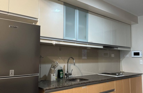 Bonifacio Global City Condo | Cozi Uptown Executive Suite BGC