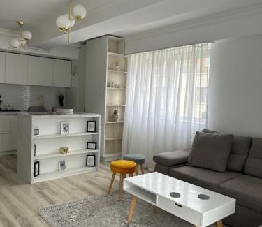 Pipera Apartment | Cozi white apartament