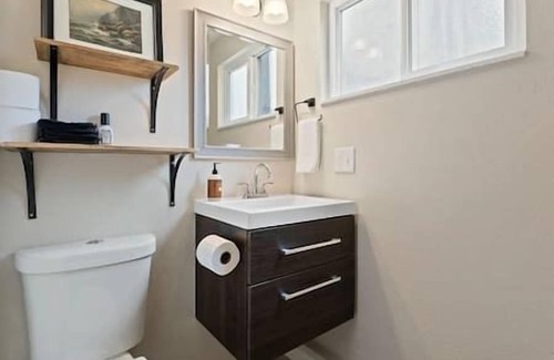 Lincoln Heights Apartment | Cozy 1 BD on the South Hill