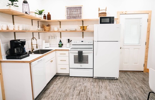 Johnson City Apartment | Cozy 1 BD rental home in Historic Tree Streets