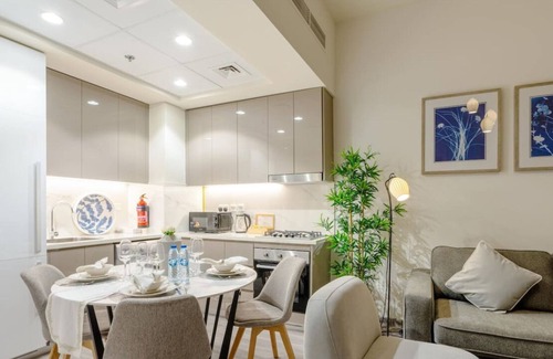 Nad Al Sheba Apartment | Cozy 1 Bed Apt in Azizi Riviera Dubai-Capital Stay
