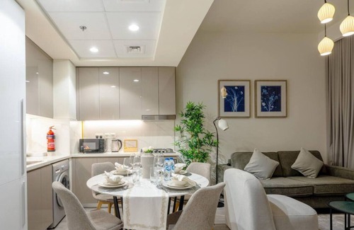 Nad Al Sheba Apartment | Cozy 1 Bed Apt in Azizi Riviera Dubai-Capital Stay