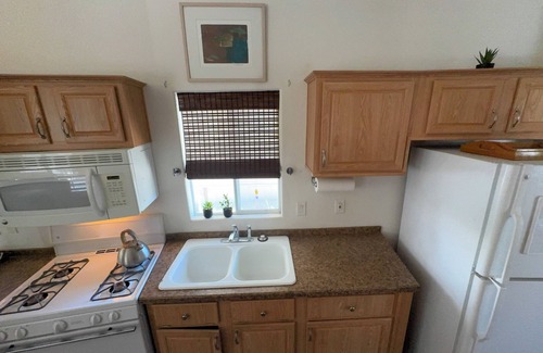 Desert Hot Springs House | Cozy 1-bedroom mobile home with AC, WiFi in tranquil Desert Hot Springs