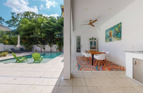 Historic Old Northeast Apartment | Cozy 1-bedroom apartment with pool, in charming St. Pete's Old Northeast
