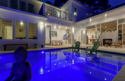 Historic Old Northeast Apartment | Cozy 1-bedroom apartment with pool, in charming St. Pete's Old Northeast