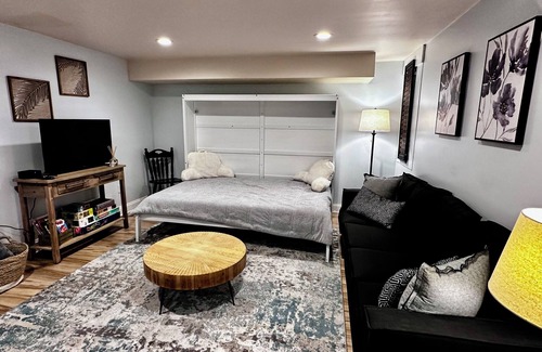 Johnson City Apartment | Cozy 1-bedroom apartment central in Johnson City