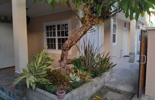 Georgetown Apartment | Cozy 1-bedroom apartment with AC, WiFi kitchen in the Capital City, Georgetown