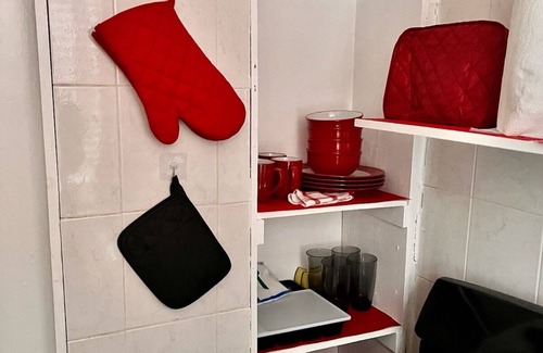 Bushwick Apartment | Cozy 1-bedroom apartment in charming Brooklyn with AC, WiFi