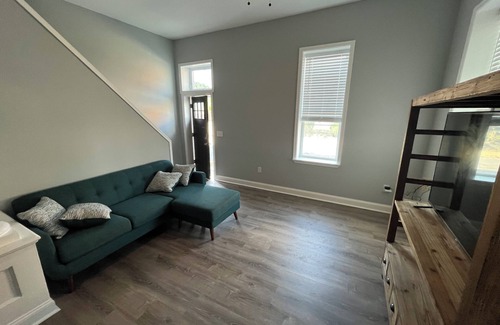 Danville Apartment | Cozy 1-bedroom apartment in amazing Danville with WiFi, AC