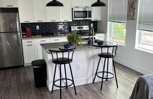 Castleberry Hill Apartment | Cozy 1-bedroom apartment in nice Atlanta with fitness room, AC