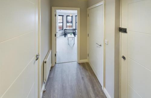 Belfast Apartment | Cozy 1 Bedroom Apartment in Belfast