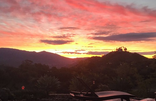 Rainbow CDP Apartment | Cozy 1-bedroom artistic loft apartment in peaceful Fallbrook with hi -speed WiFi