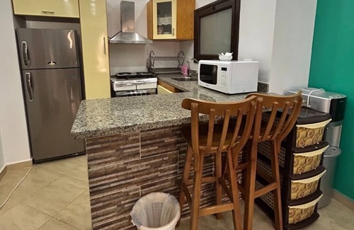 Dahar Ski Chalet | Cozy 1-Bedroom Chalet with Sea View & Pool – Inside Turtles Beach, Hurghada