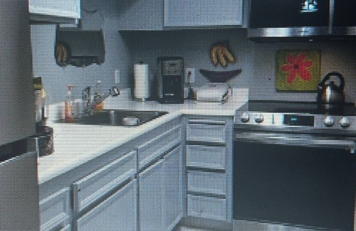 Racquet Club West Condo | Cozy 1-bedroom condo with WiFi, AC in charming Palm Springs, pool view