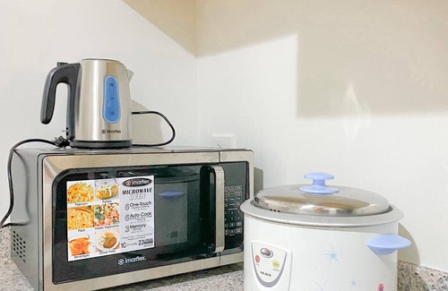 Pio del Pilar Condo | Cozy 1-bedroom condo in beautiful Makati with WiFi, Gym, Game room, Netflix