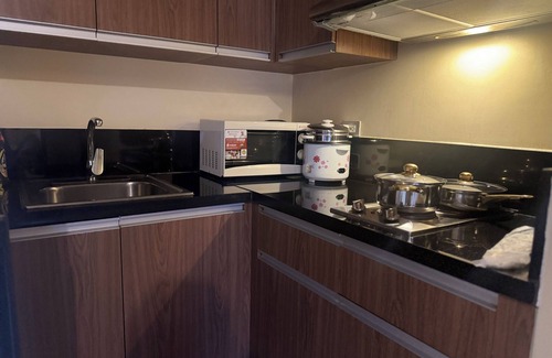 Pasay Condo | Cozy 1-bedroom condo with WiFi, fitness room in enchanting Pasay City