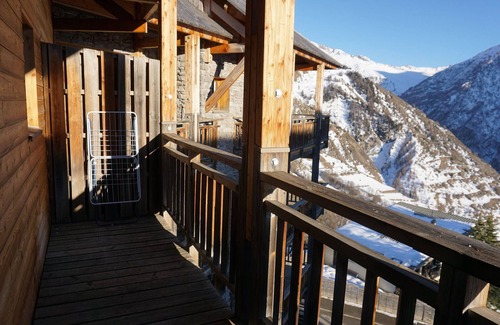 Orcieres-Merlette Apartment | Cozy 1-Bedroom Apartment for 4 with Parking in Merlette, Orcières