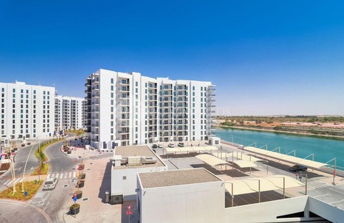Abu Dhabi Apartment | Cozy 1 Bedroom Home In Yas Island
