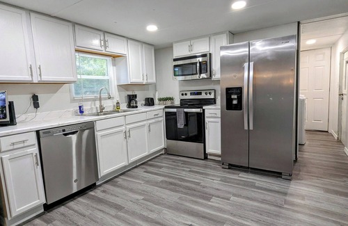 Leesburg House | Cozy 1-bedroom house in charming Leesburg with WiFi, AC