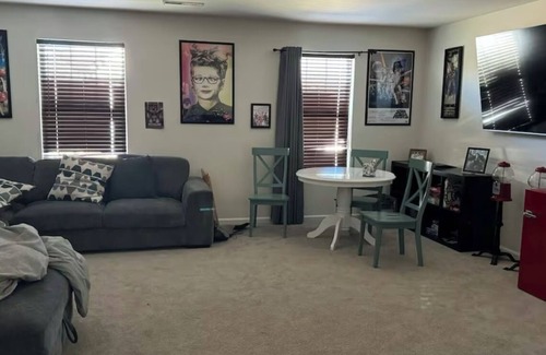 Clover House | Cozy 1-bedroom in charming Clover with fitness room, WiFi. Shared home.