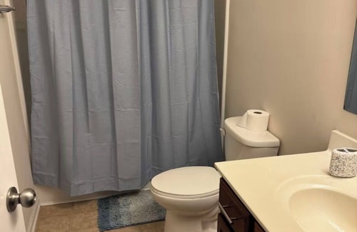 Clover House | Cozy 1-bedroom in charming Clover with fitness room, WiFi. Shared home.