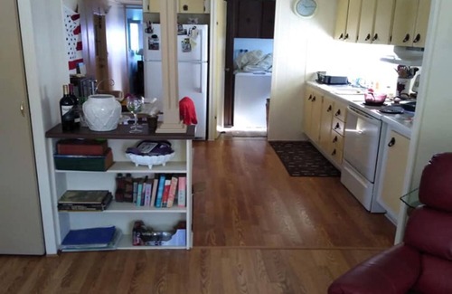 Palmetto House | Cozy 1-bedroom mobile home on rim canal with dock, Palmetto Fla.