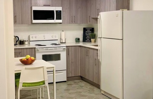 Calgary House | Cozy 1-bedroom suite close to the Airport