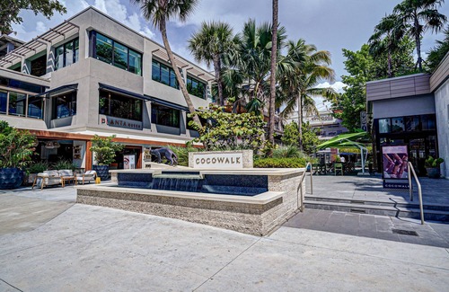 Coconut Grove Condo | Cozy 1 bedroom unit located in a Condo/Hotel in the heart of Coconut Grove-Free Parking