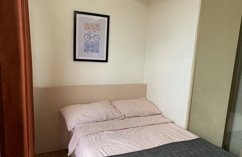 Bangkal Condo | Cozy 1 Bedroom w/ Balcony