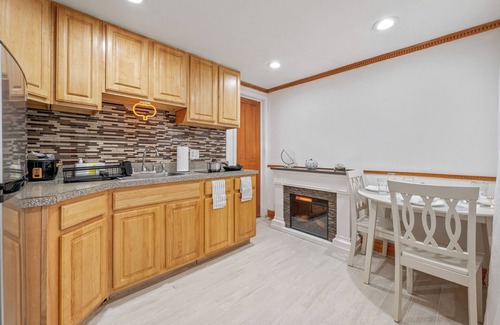 North Bergen Apartment | Cozy 1-bedroom with AC and WiFi in charming North Bergen