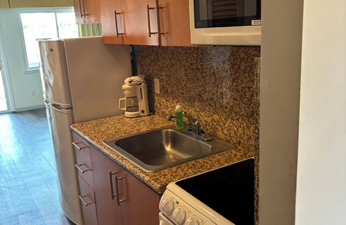 Montauk Apartment | Cozy 1-bedroom with WiFi and AC in brilliant Montauk