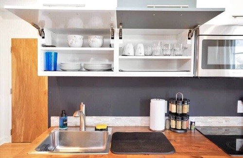 Danbury Apartment | Cozy 1 BR Apt, Kitchen, Central Danbury