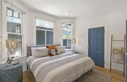 Little Italy House | Cozy 1 BR Casita Overflowing with Natural Light
