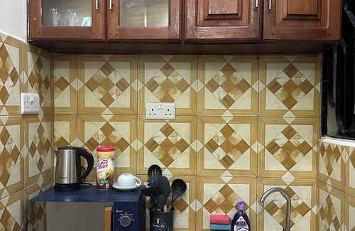 Dar es Salaam Apartment | Cozy 1 BR, prime city center.