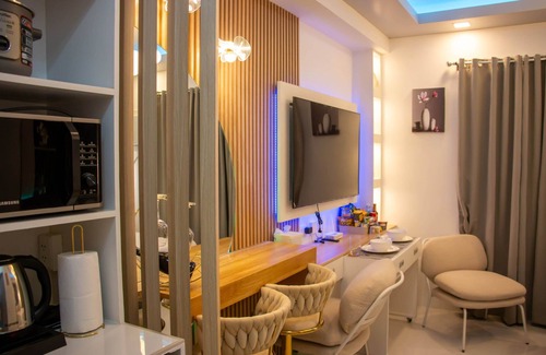 Bantud Hacienda Condo | Cozy 1-Studio condo with swimming pool, gym, WiFi in marvelous Bacolod City