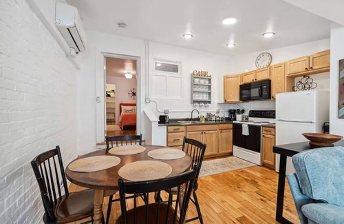 Geneva Apartment | Cozy 1BDR APT in Vibrant Downtown Geneva