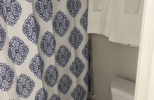Hoover Apartment | Cozy 1bedroom apartment 5 minutes from expressways shopping, dining & fun.