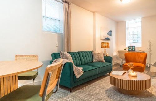 The Heights Apartment | Cozy 1BR Apt Free Garage Parking Near NYC