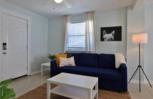 Jacksonville Beach Apartment | Cozy 1BR Beach Hideaway - One block to beach