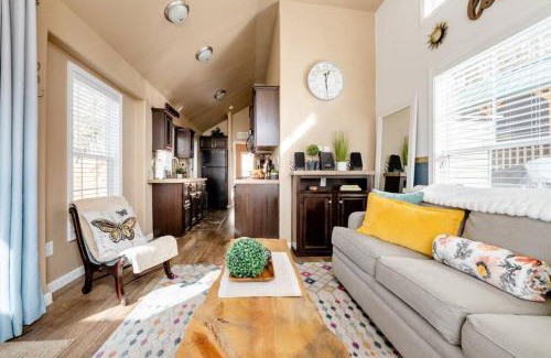Woodland Park Apartment | Cozy 1BR Chalet Pikes Peak,Grill and Relaxing Patio