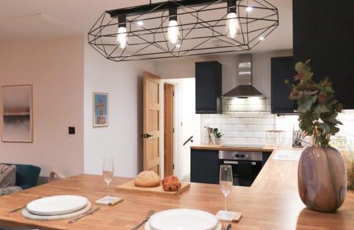 Headington Apartment | Cozy 1BR in Headington Oxford w off-road Parking