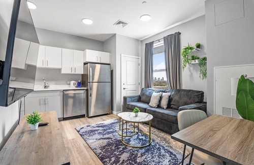 Everett Apartment | Cozy 1BR Near Encore Boston 0103