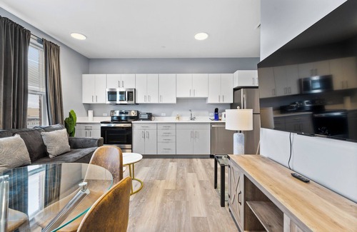 Everett Apartment | Cozy 1BR Near Encore Boston 2381