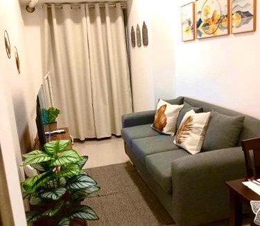 Plainview Apartment | Cozy 1BR w/Wifi&Netflix in FAME near Shaw MRT
