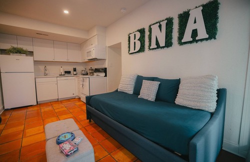 Midtown Apartment | Cozy 1BR w/Workspace near Vandy/Dwntwn/Hospital- 5