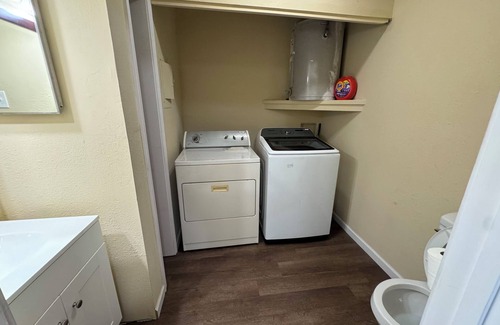 Lake Charles House | Cozy 2/1.5 Townhome 7 Min to Casinos, Dining & Mall.