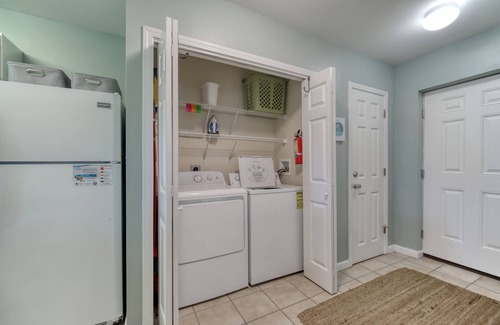 Orange Beach Condo | Cozy 2/2 Sleeps 5. Welcome to Grand Caribbean 117