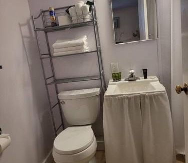 Weirs Beach Apartment | Cozy 2 bdrm 2 bth condo walking distance to Weirs!