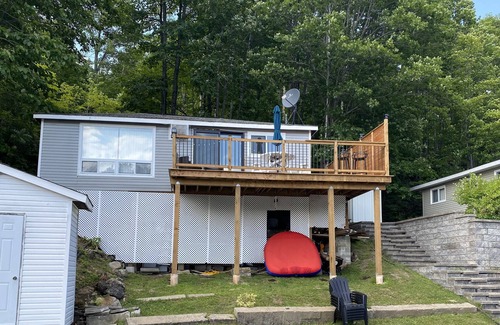 Val-des-Monts Cottage | Cozy 2 bdrm Cottage on Lac Dam